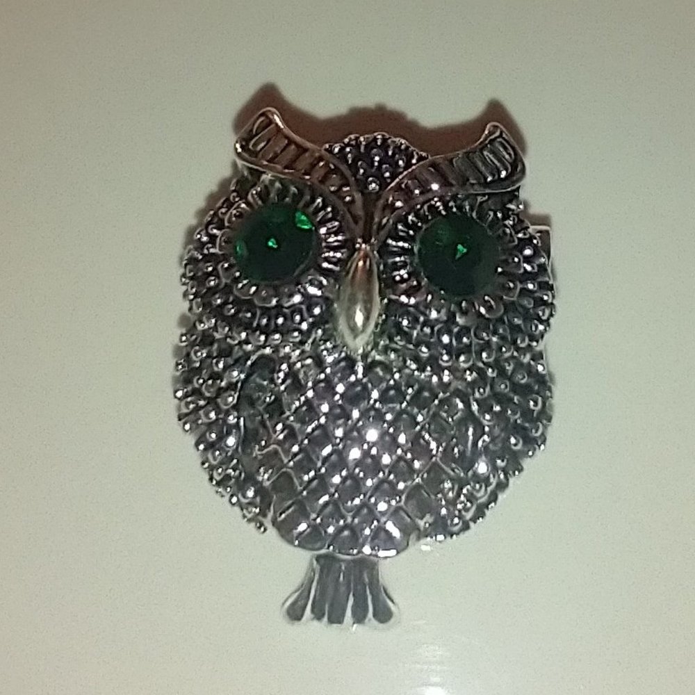 Delicate Owl Brooch